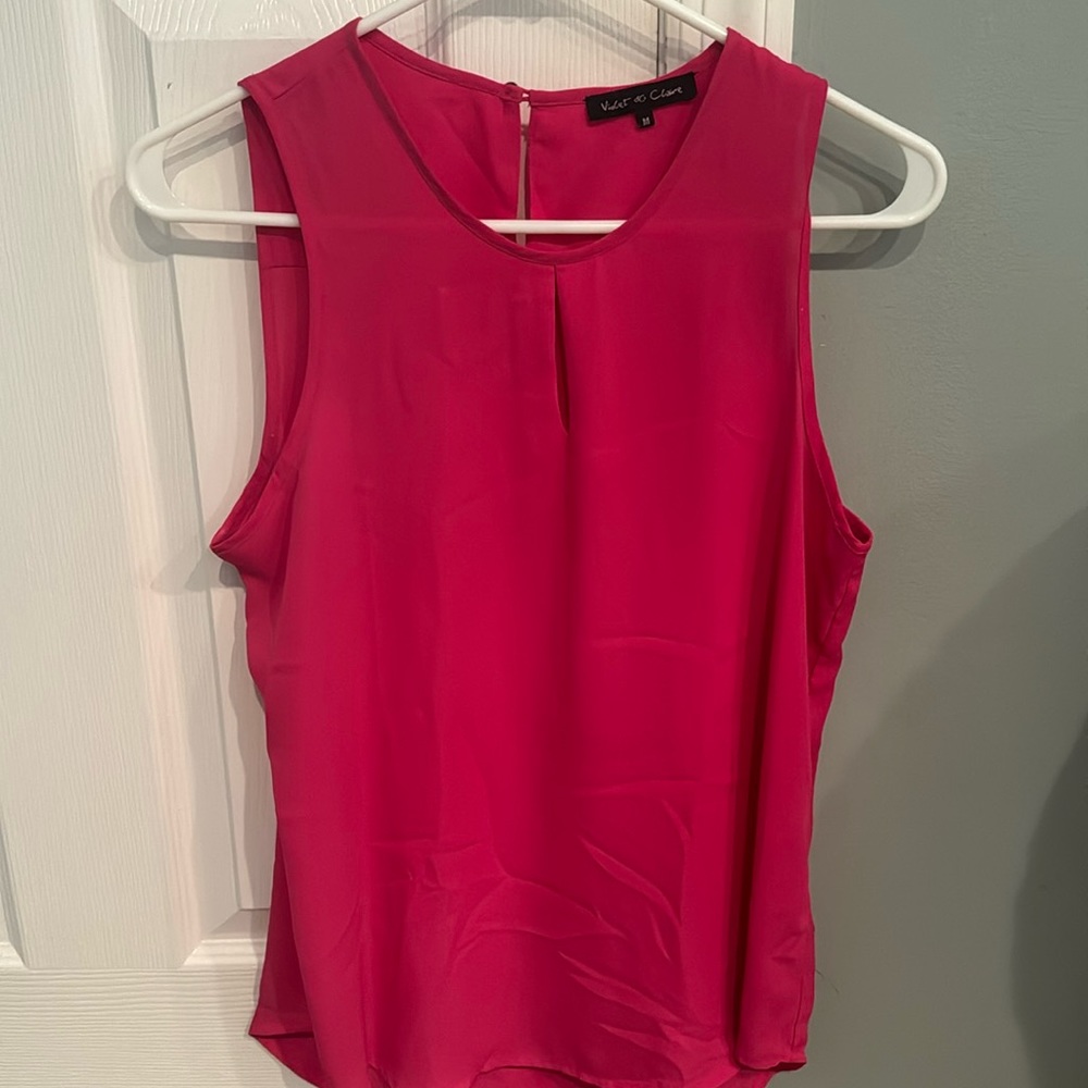 Violet & Claire Sleeveless Tunic Blouse